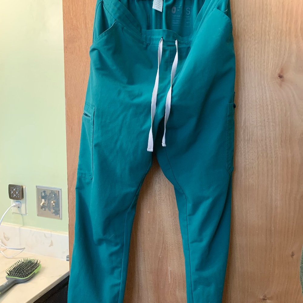 Figs hunter green TALL yola skinny scrub pants